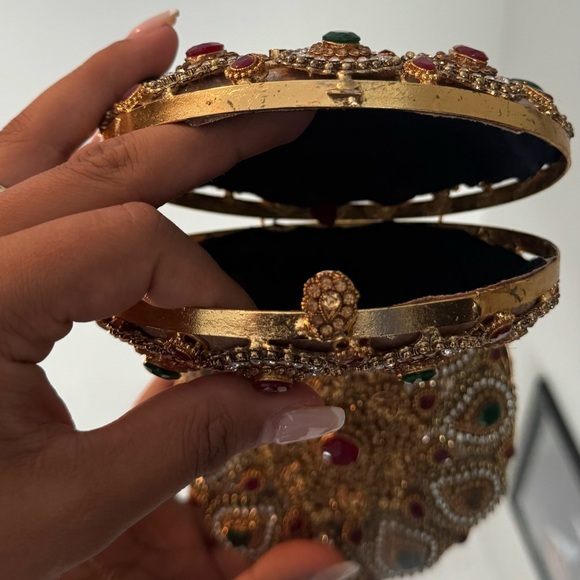 Traditional clutch - Picture 3 of 3